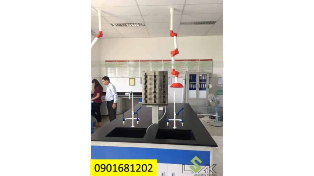 Bàn thí nghiệm giữa phòng (bàn thí nghiệm trung tâm)