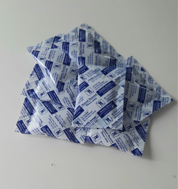 gói hút ẩm silica