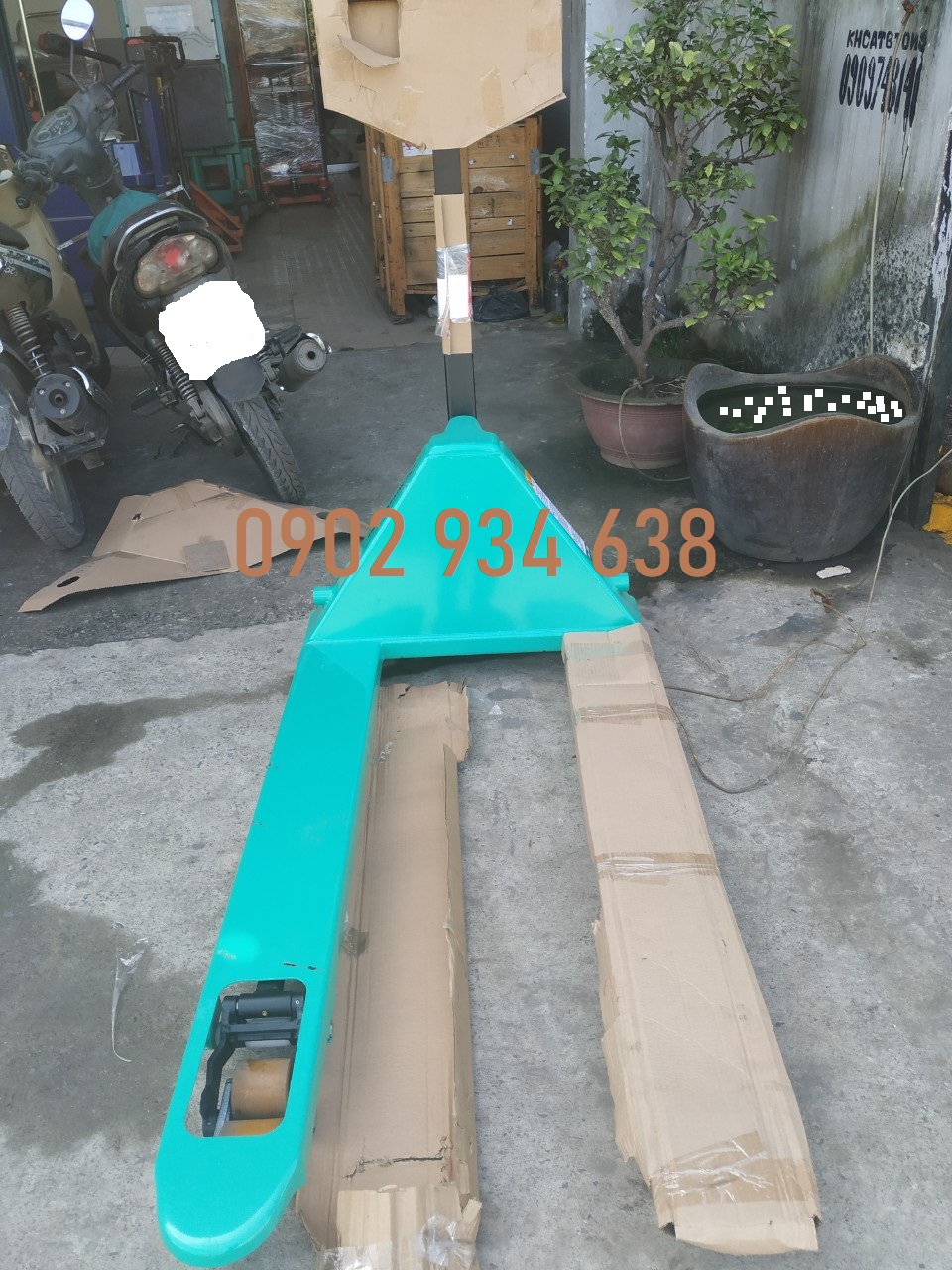 Xe n&acirc;ng tay mitsubishi 3 tấn c&agrave;ng rộng 