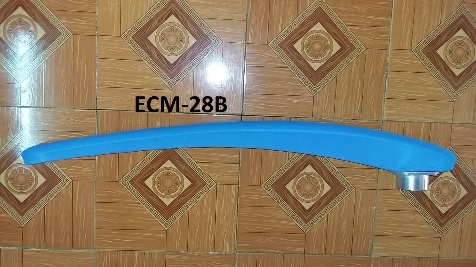 Tay gối ủi sườn quần ECM