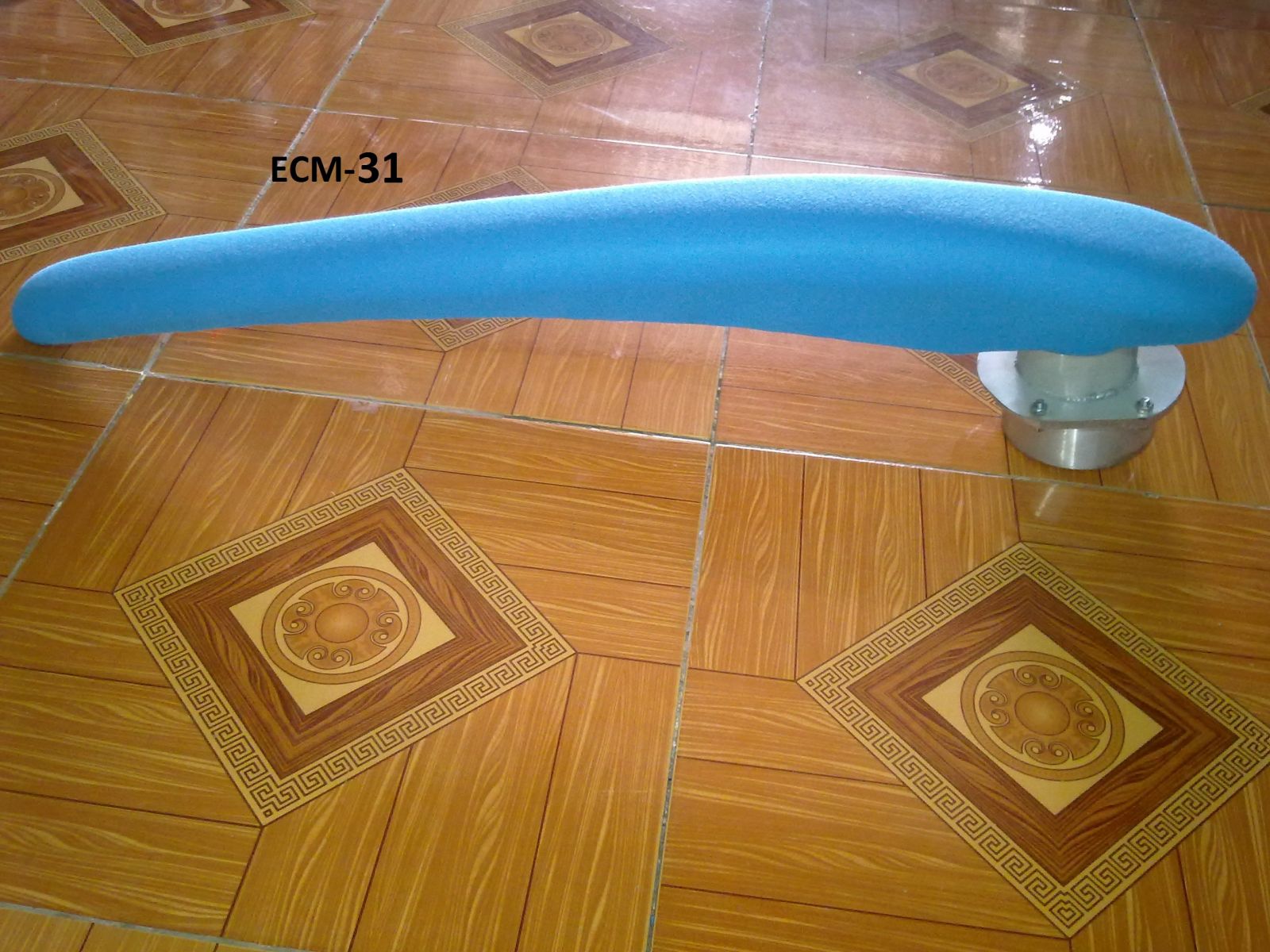 Tay gối ủi sườn quần ECM