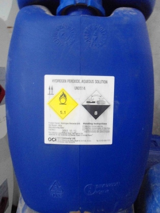Oxy gi&agrave; H2O2 50%
