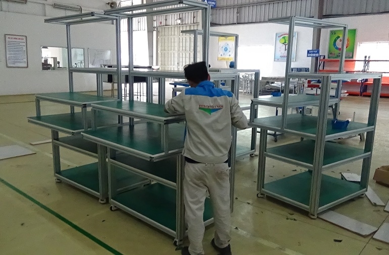 B&agrave;n thao t&aacute;c chống tĩnh điện