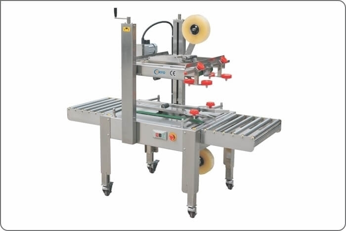 Máy dán thùng carton tự động