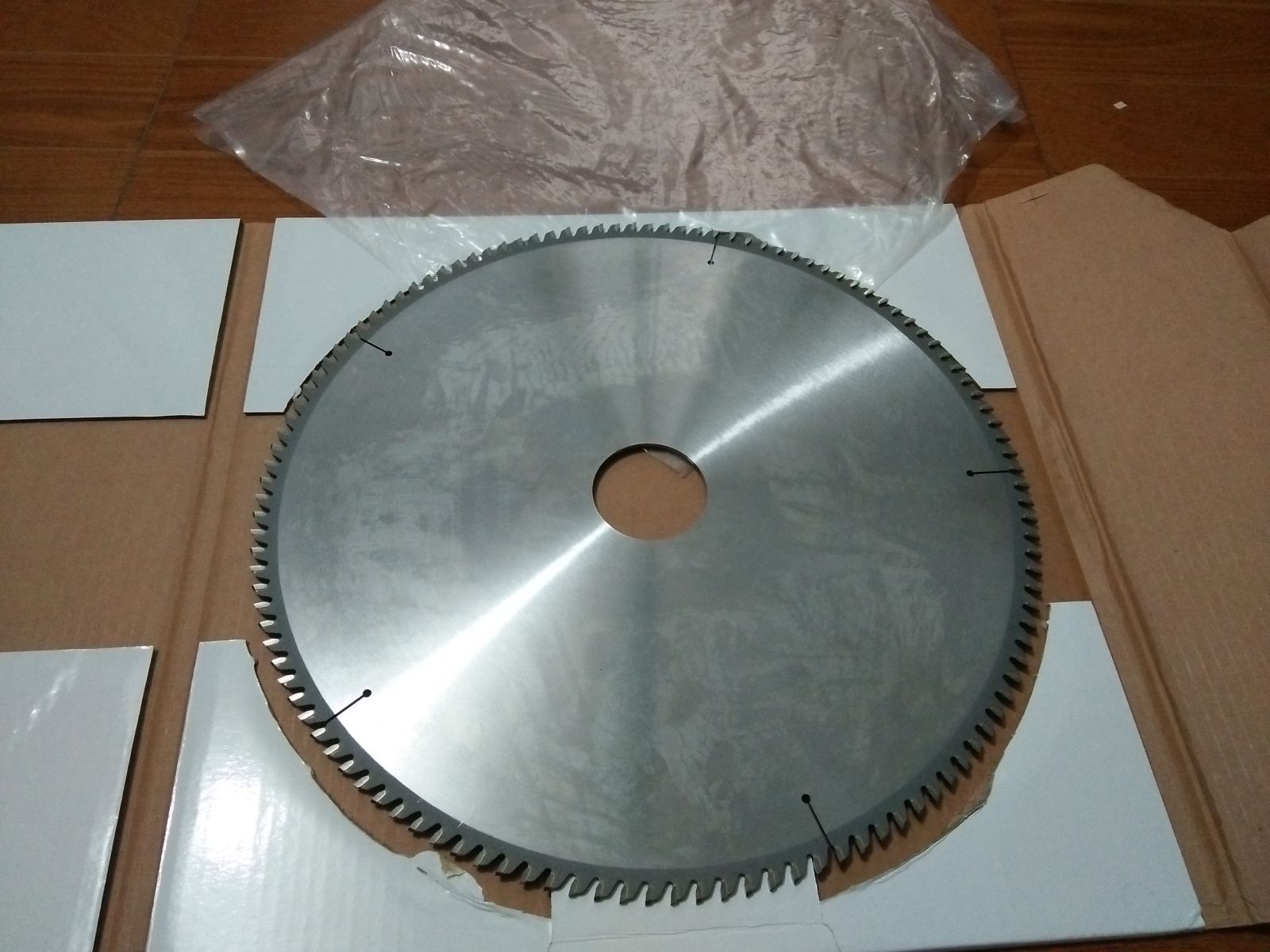 Lưỡi cưa nhôm